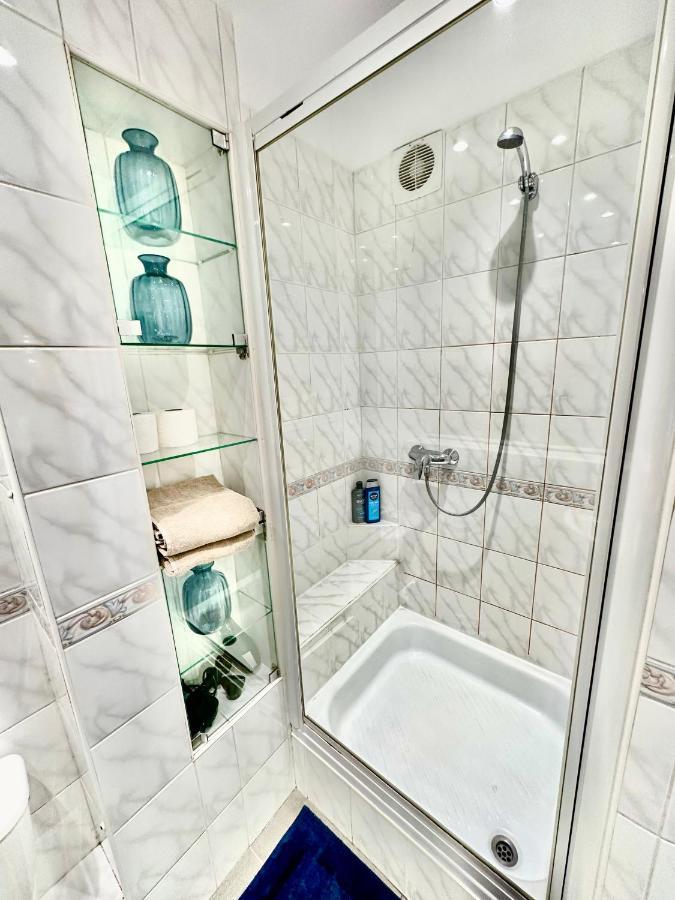 Apartment Super White 2x Metro Scisle Centrum Wifi 300 Mbs New Warsaw